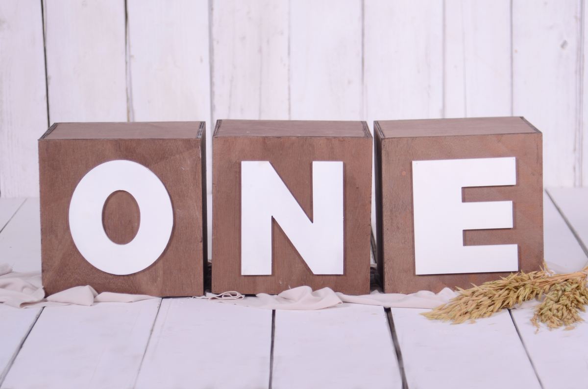 Set of three brown one-two cubes