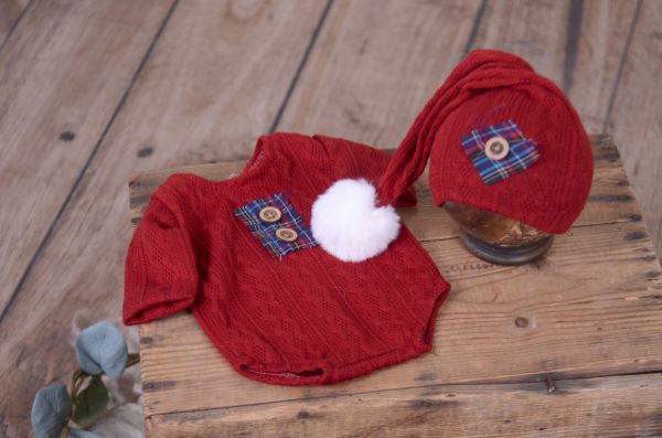 Conjunto body y gorro largo burdeos