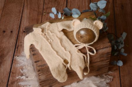 Pijama con gorrito de angora nude