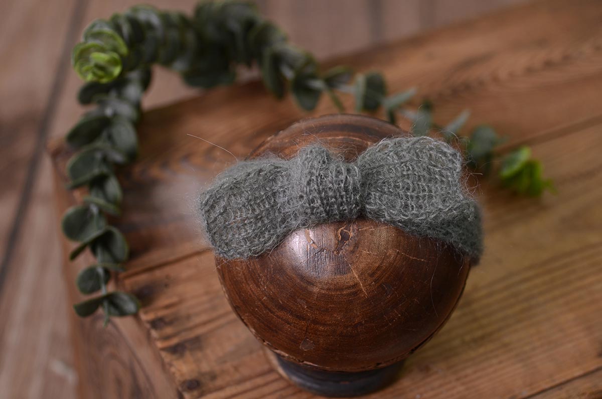 Grey mohair headband with bow