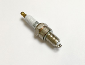 RTC 3570 Spark Plug