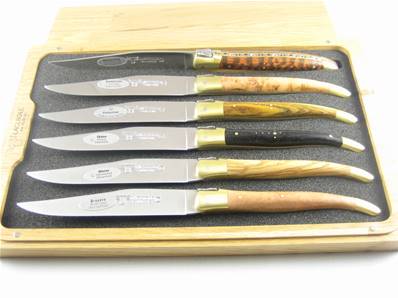 6 couteaux de table Laguiole en Aubrac manches bois assortis