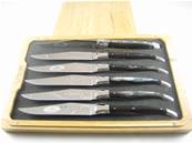 6 couteaux de table manches corne Laguiole en Aubrac