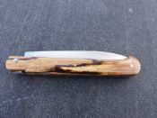 Couteau DROIT bois d'Aubrac Laguiole en Aubrac