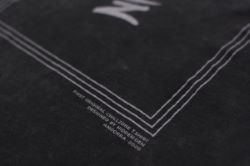 N°5 CHILLZONE - Camiseta de manga larga negra desteñida algodón orgánico