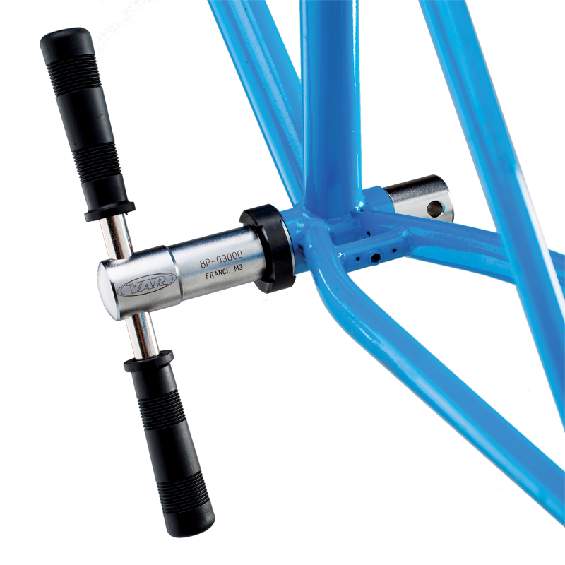 Bottom bracket fixed cup remover equipped with 35.1/36.1 jaw