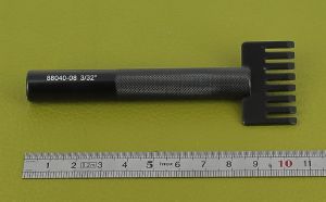 Griffe à frapper - 8 points droits - entraxe de 4,7 mm