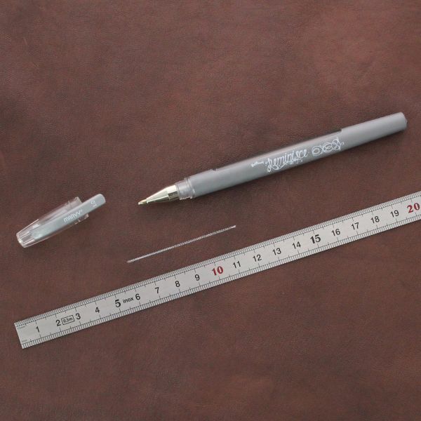 Crayon argent effaçable pour marquage sur cuir - 1 mm