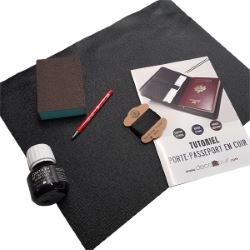 Kit DIY - Porte-passeport en cuir noir