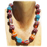 Colliers en perles de rocaille et mélange artisanat en vente dans la boutique en ligne Matajava