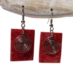 Boucles d'oreilles Originales Rectangles en Corail Rouge avec spirales en métal