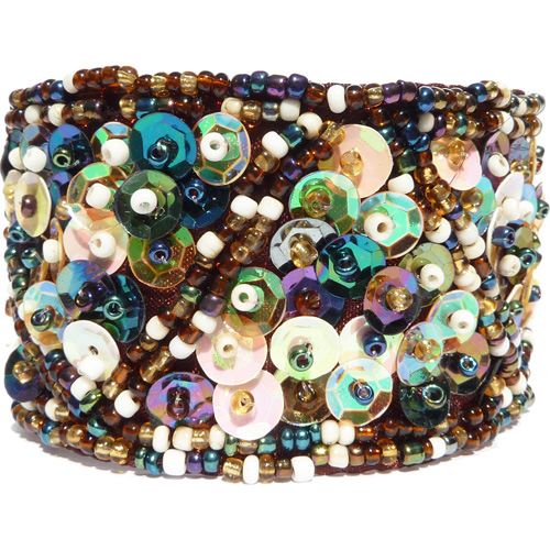Bracelet manchette Broderie en perles de rocaille et sequins Chic et Original