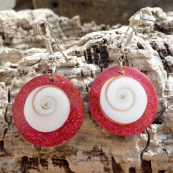 Boucles d'oreilles originales Oeil de Sainte Lucie et paillettes rouges et roses