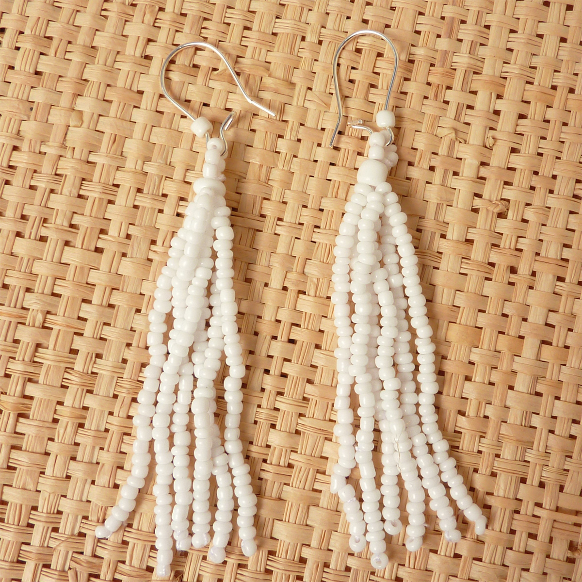 Boucles d'oreilles Blanches Longues en perles de rocaille