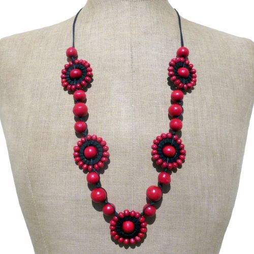 Collier Soleil Rouge et noir original en perles de bois  - Artisanat de Bali