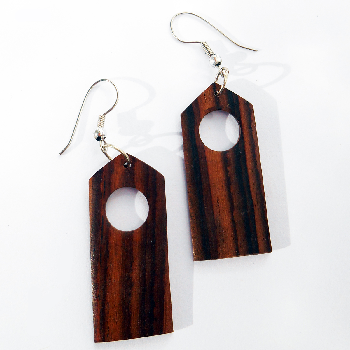 Boucles d'Oreille en Bois Naturel Forme Simple et Originale