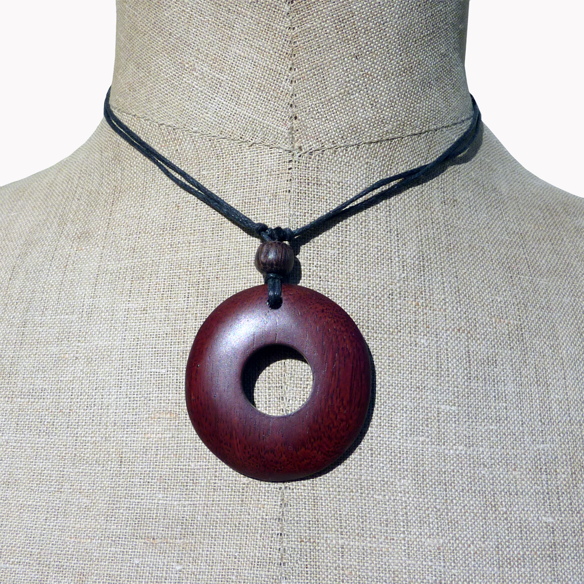 Collier Original cordon Pendentif rond en bois rouge
