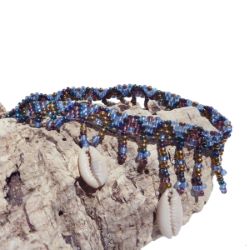 Bracelet de cheville en perles de rocailles et coquillages cauris
