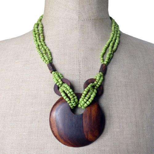 Collier Original mi-long perles de rocaille vert anis antique Pendentif rond en bois naturel