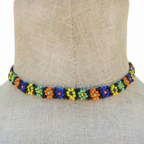 Collier en perles de rocaille motif fleurs multicolores Artisanat