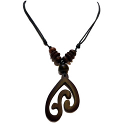 Collier Ethnique Pendentif artisanal en bois Tour de cou ajustable