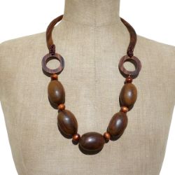 Collier Original avec grosses perles ovales en Bois naturel 