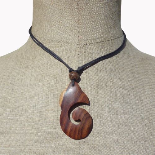Collier cordon pendentif original en bois naturel