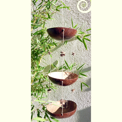 Suspension coupelles en noix de coco sur corde Déco Nature