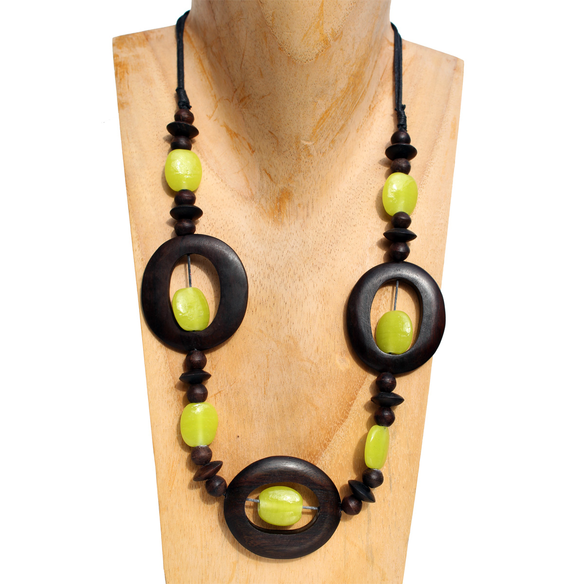 Collier original long en bois naturel et pâte de verre Vert  anis