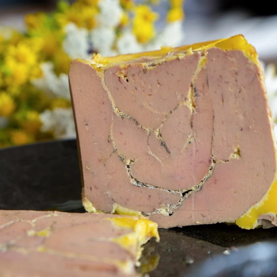 Réservation de Foie gras de canard mi-cuit . Environ 300 g le bloc