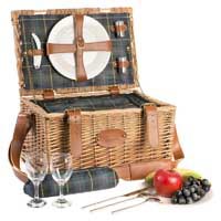 “Trianon green” Picnic basket for 2 people