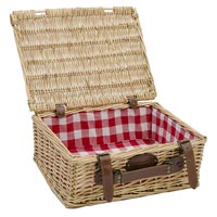Lege picknickmand met rood/wit ruitpatroon