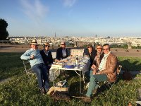 Picnick in stijl met zicht op de Eiffel toren