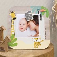 Houten Fotolijst voor babyfoto'smet magneet "Gigi de giraf" voor de babykamer