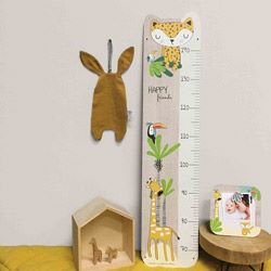 Toise-enfant-murale-thème-Gigi-la-Girafe-collection-Happy-Friends